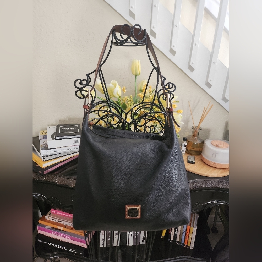 Dooney & Bourke Leather shoulder Bag